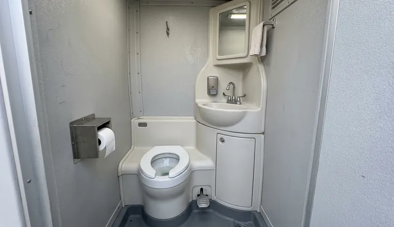Flushable Porta Potty delivery to site in Dallas, TX